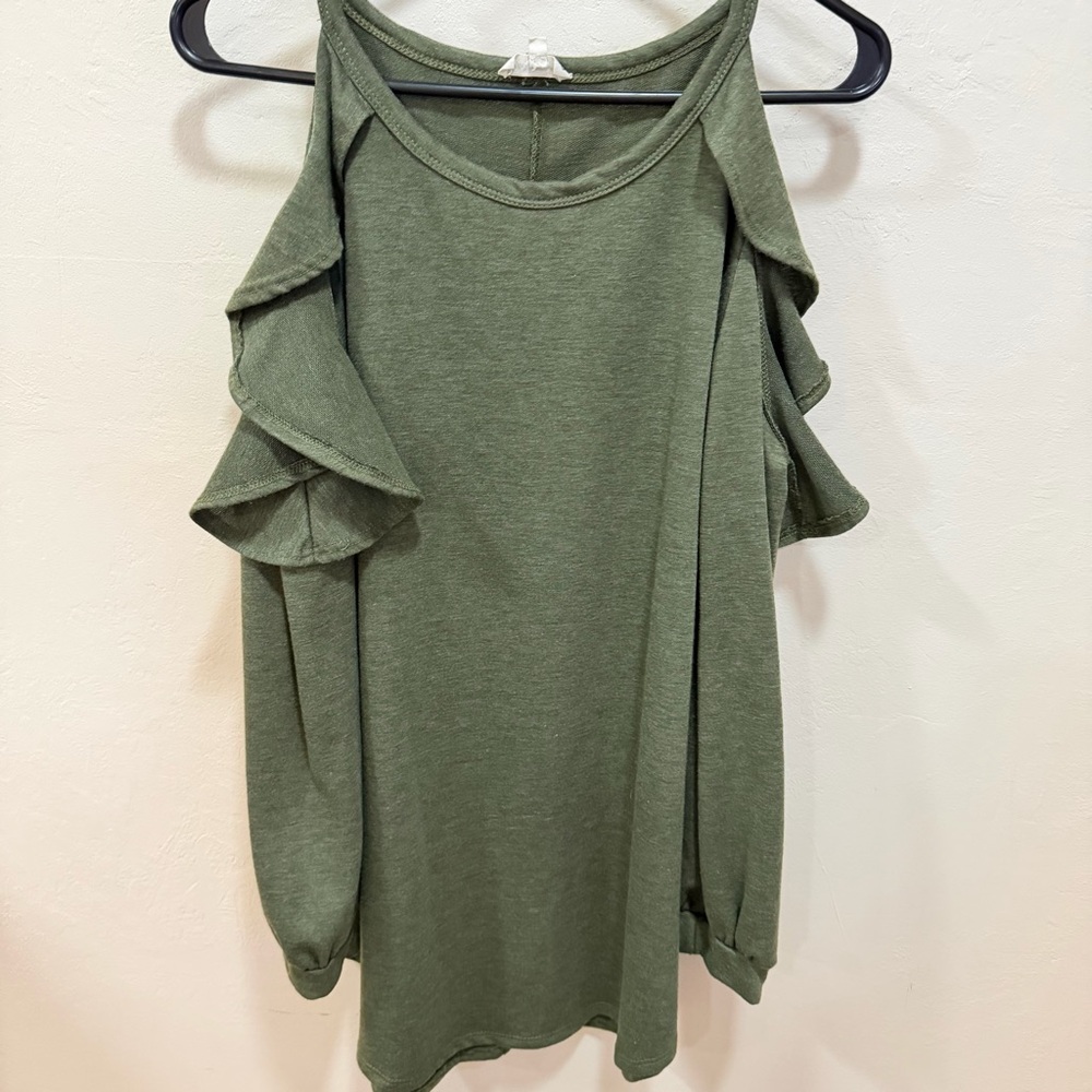 Sweet Pea Beautiful Rare Army/Olive Green Shoulder Sweater with Ruffles Sz M